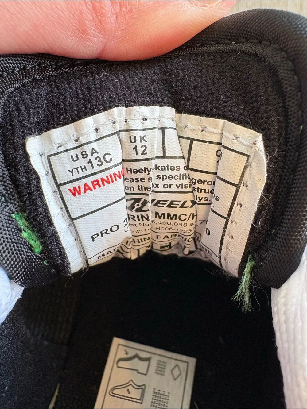 Heelys Kids' Minecraft Black & Green Skate Shoes size 13C NWOT
